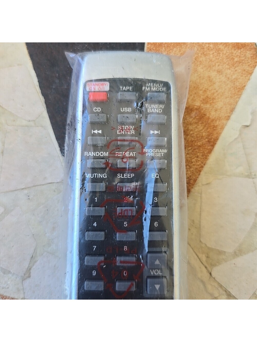 JVC OEM RM-SRCEZ38J Audio Remote Control - Picture 2 of 4
